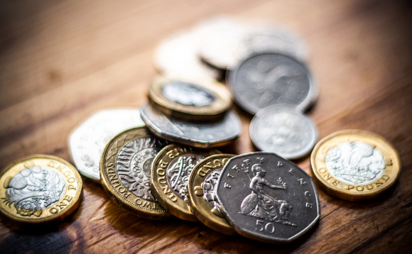Cash savings rise to record high Cash savings rise to record high