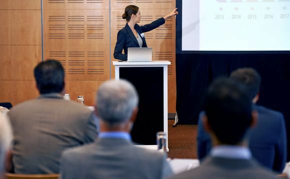 Report finds 'disappointing' progress on FTSE 100 board gender diversity